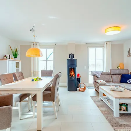 Holiday home Kramerhof Ruegenblick Nr 18 *